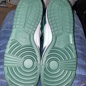 Nike high dunk Spartan green